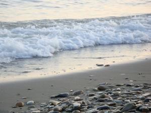 Песчаный пляж в Лермонтово - увеличить